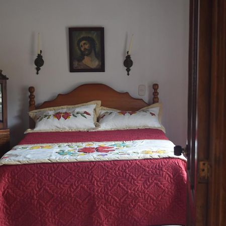 Hostal Famihotel Fundadores Jardín Extérieur photo