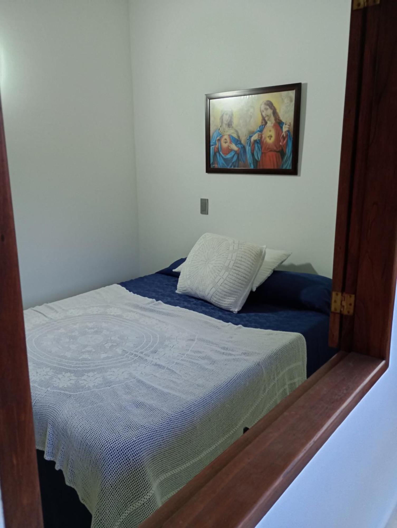 Hostal Famihotel Fundadores Jardín Extérieur photo