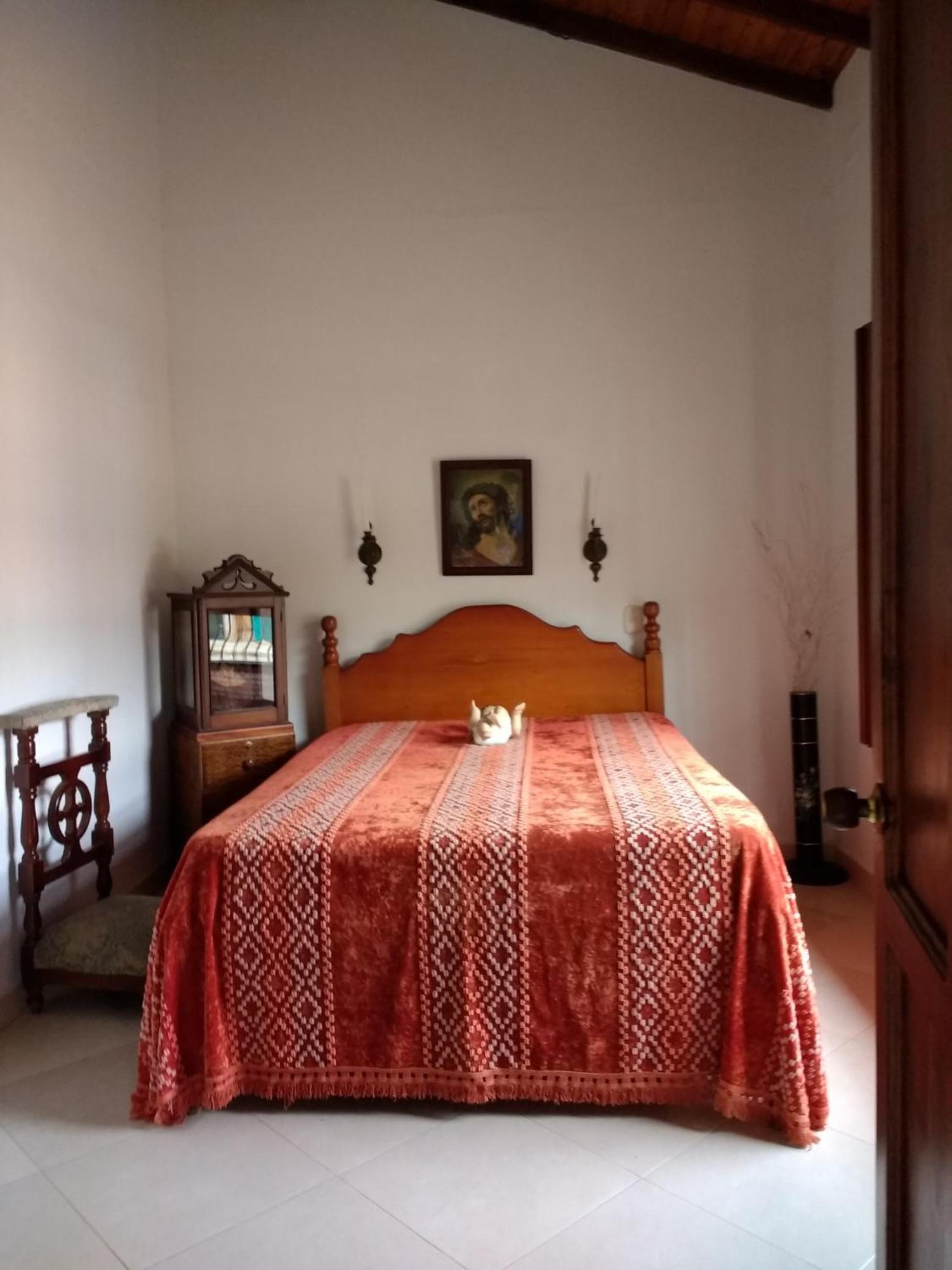 Hostal Famihotel Fundadores Jardín Extérieur photo